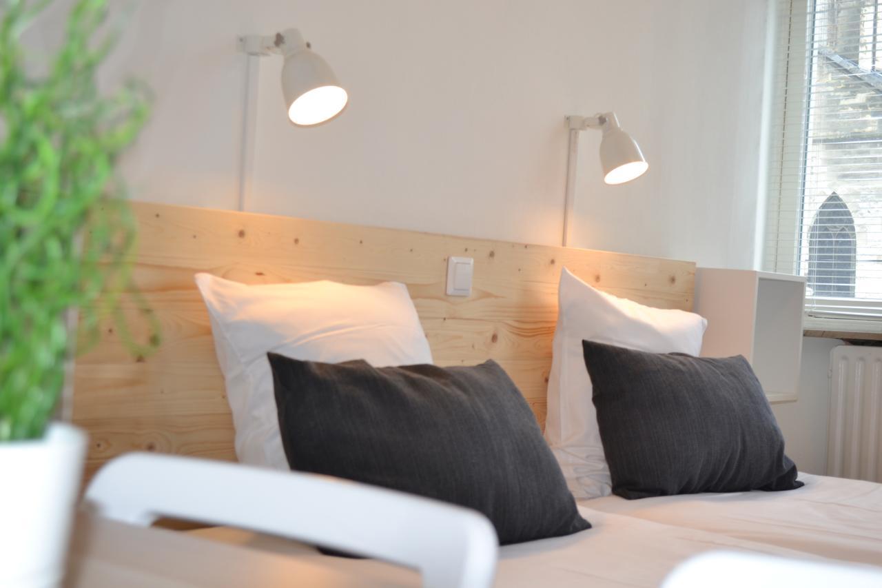 Hotel Beez มาสทริชท์ ภายนอก รูปภาพ