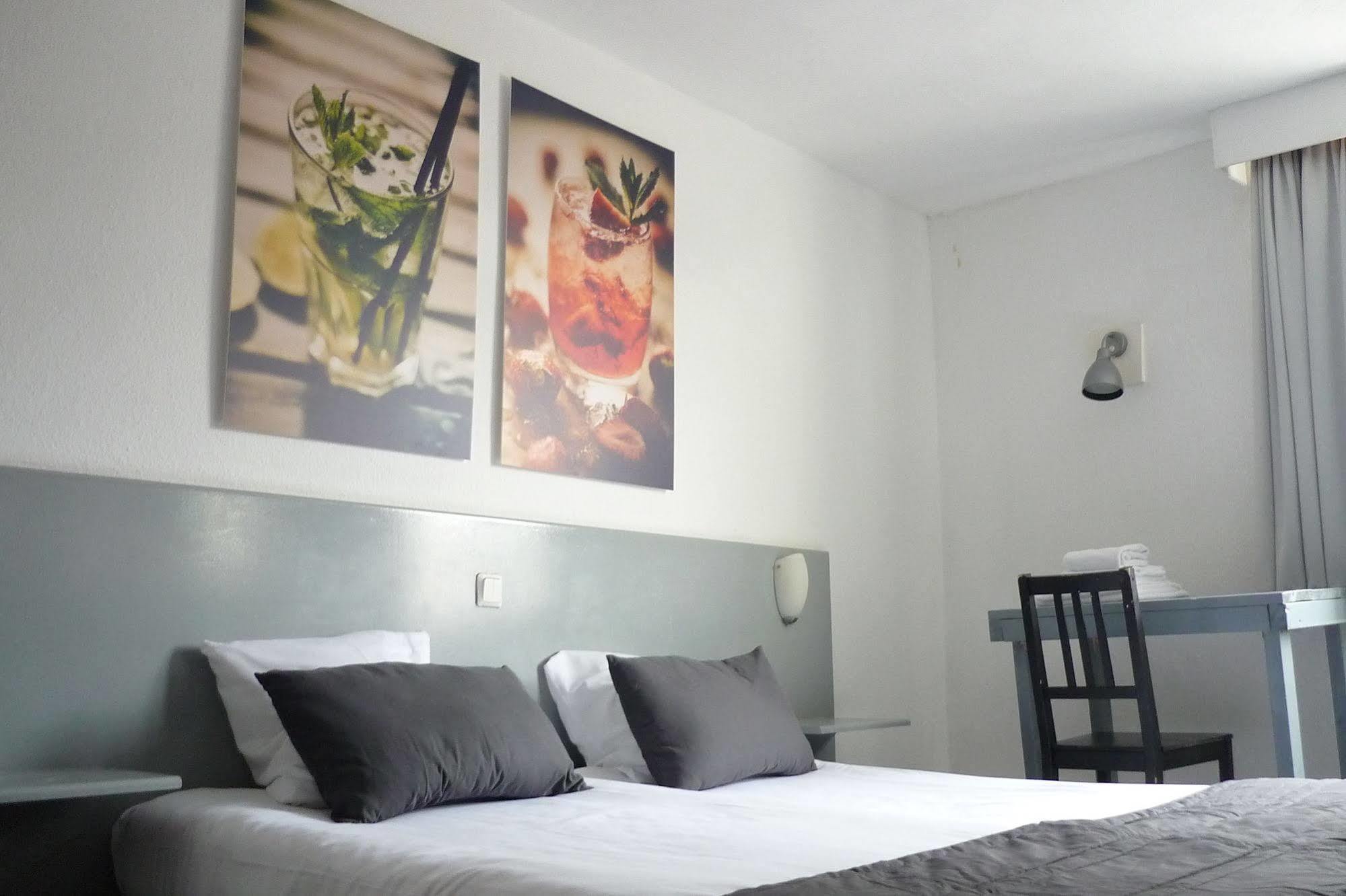 Hotel Beez มาสทริชท์ ภายนอก รูปภาพ